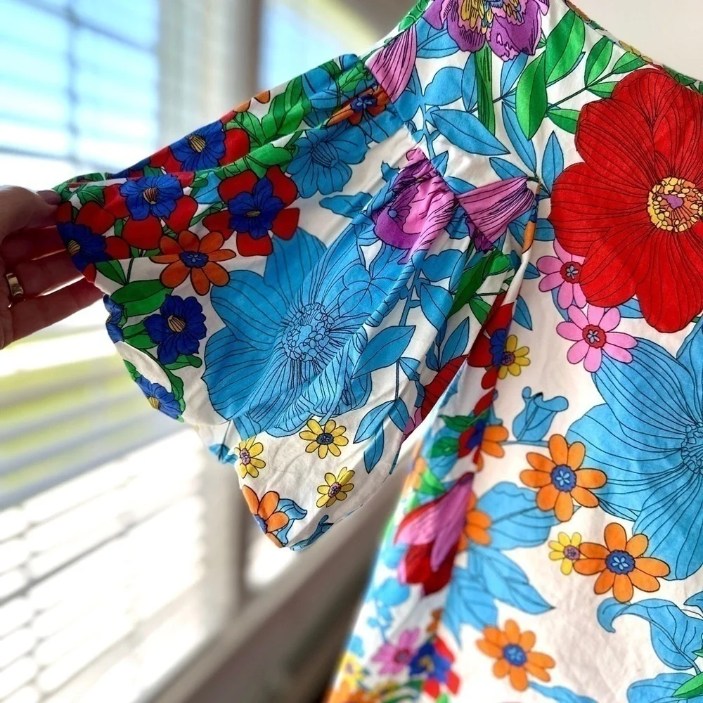 H&M top, off-shoulder, short balloon  sleeves, loose fitting, 💯 cotton, floral - Picture 3 of 14